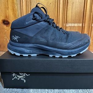 Preowned Arc’teryx AERIOS FL 2 MID GTX SHOE unisex
